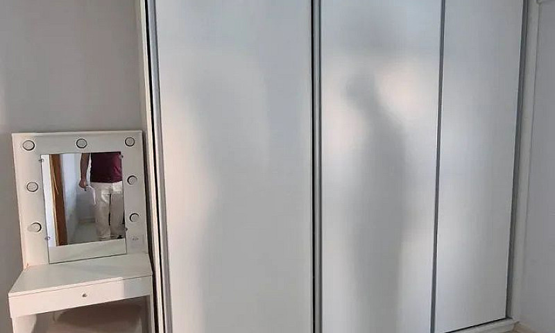 Apartamento Com 3 Su...