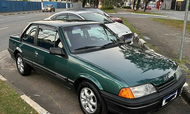 Chevrolet Monza Sl/E...