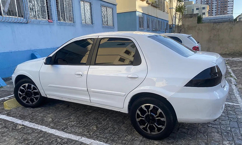 Chevrolet Prisma Sed...