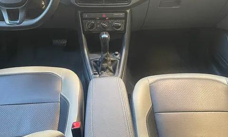 Volkswagen T-Cross S...