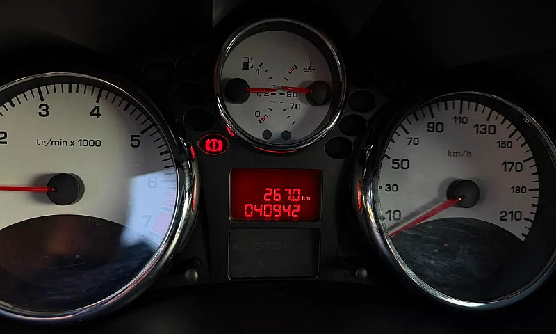Peugeot 207 Xr 1.4 F...