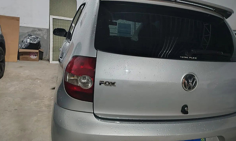 Volkswagen Fox Plus ...