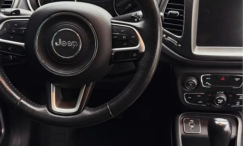 Jeep Compass Longitu...
