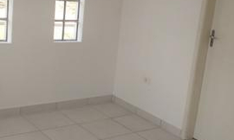 Sobrado De 100M² No ...