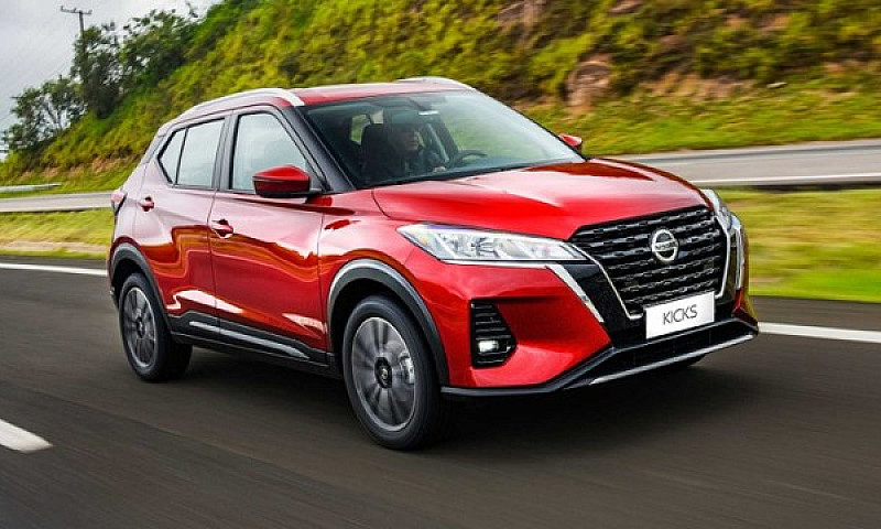 Kicks Advance Para P...