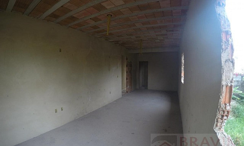 Casa Em Fase De Acab...