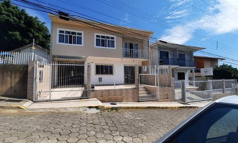 Casa De 3 Quartos No...