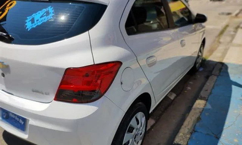 Chevrolet  Onix  Lt ...