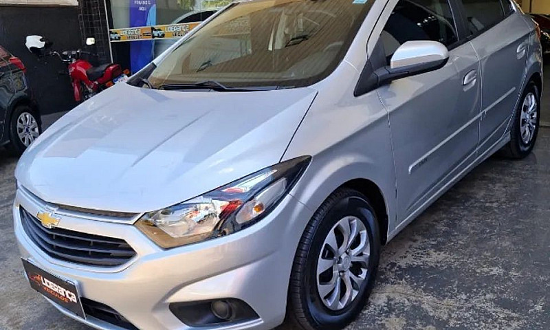 Onix 1.0 Lt Hatch An...