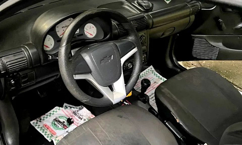 Chevrolet Corsa Wind...