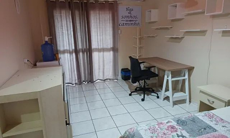 Suíte Com Varanda Na...
