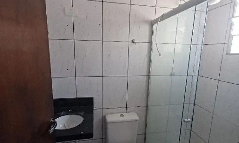 Casa Assobrada Com S...