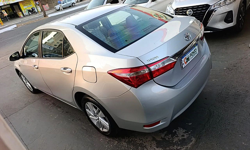 Toyota Corolla Gli 1...