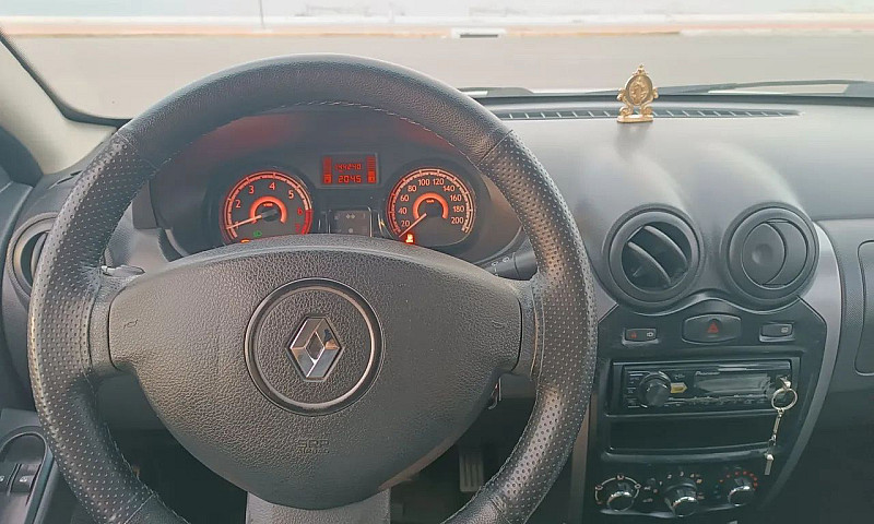 Renault Sandero Auth...