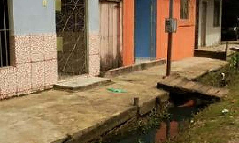 Casas A Venda...