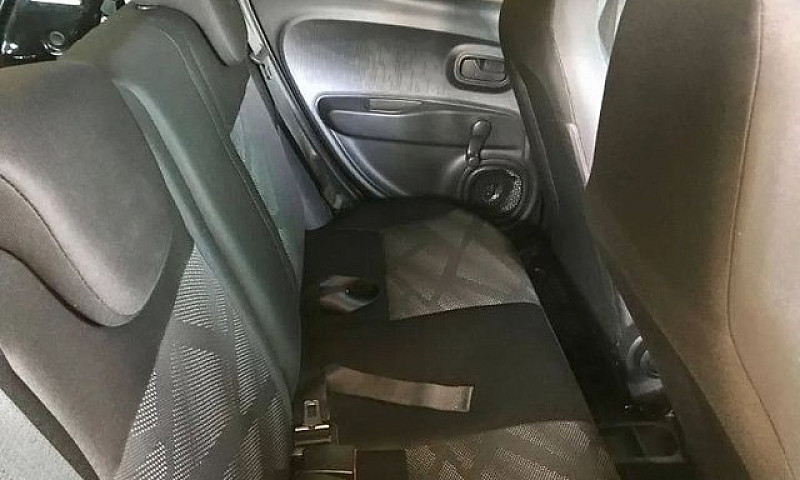 Carro: Fiat Mobi 1.0...