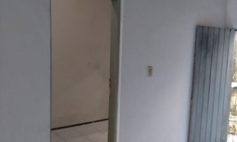 Alugo Casa De 2 Quar...