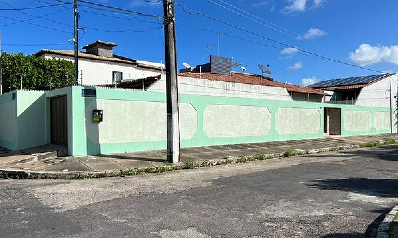 Casa Na Coroa Do Mei...