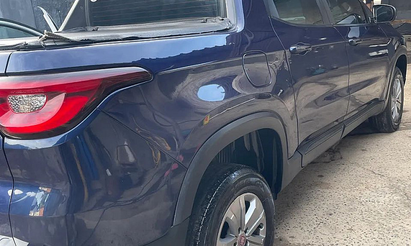 Fiat Toro Freedom 1....