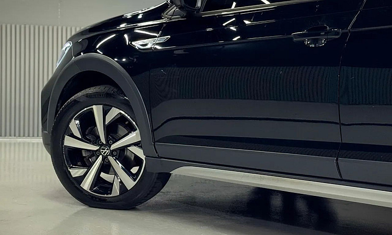 Volkswagen Nivus Hig...