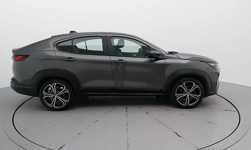 Fiat Fastback 2024 1...
