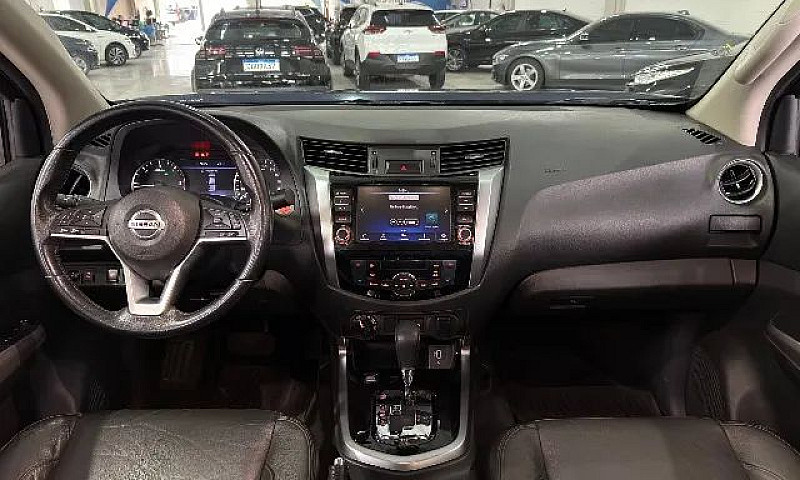 Nissan Frontier Plat...
