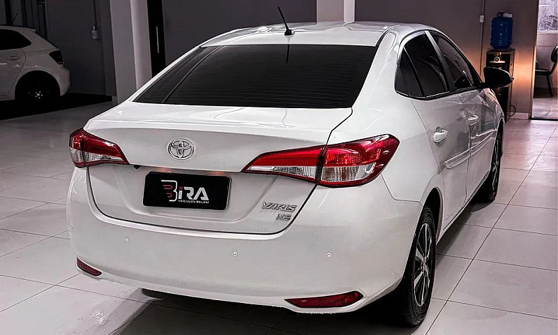 Toyota Yaris Xs Conn...
