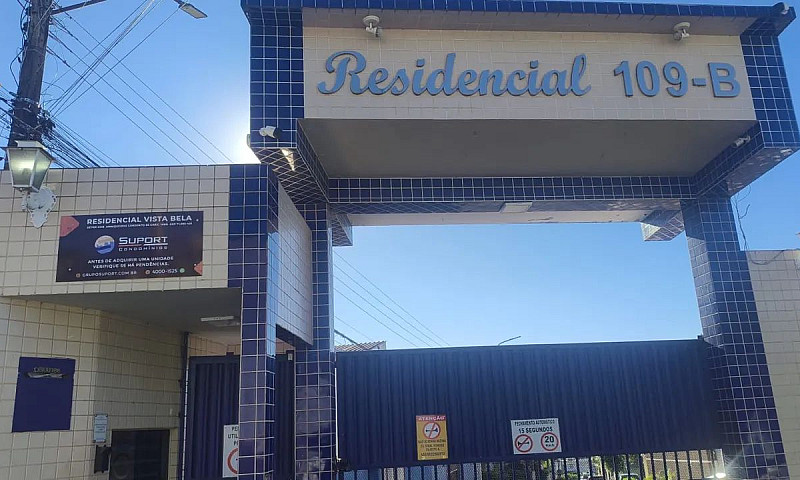 Casa Pequena Com Are...