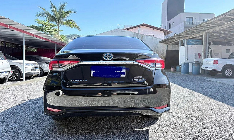 Toyota Corolla Altis...