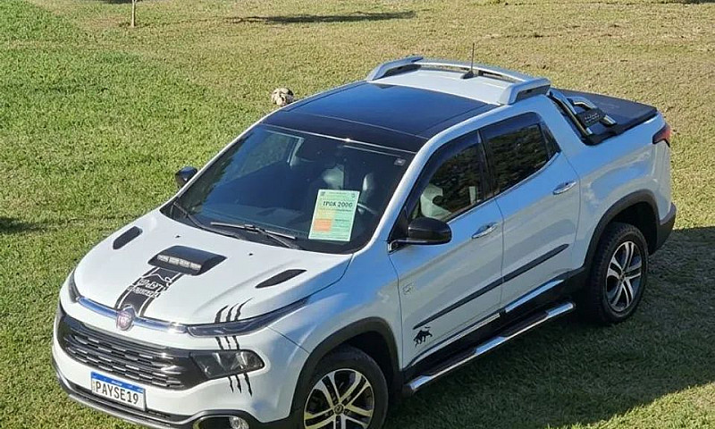 Fiat Toro Volcano 2....