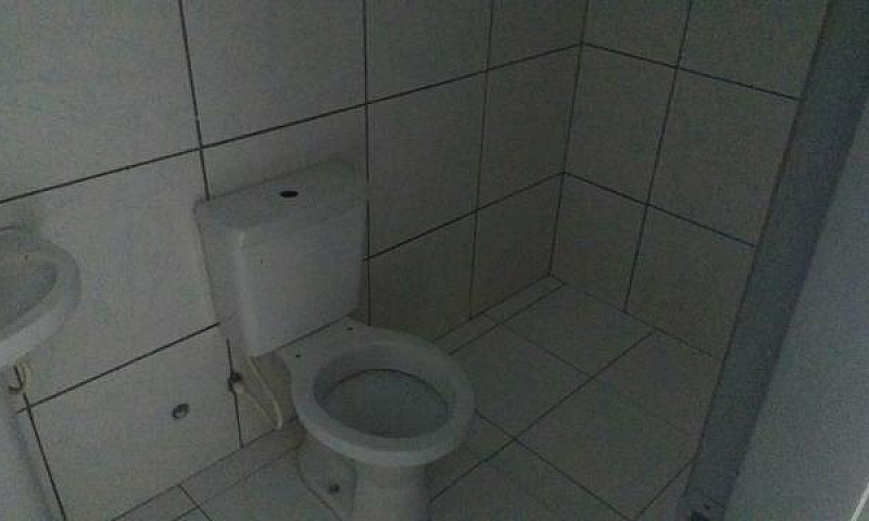 Quitinete No Garavel...