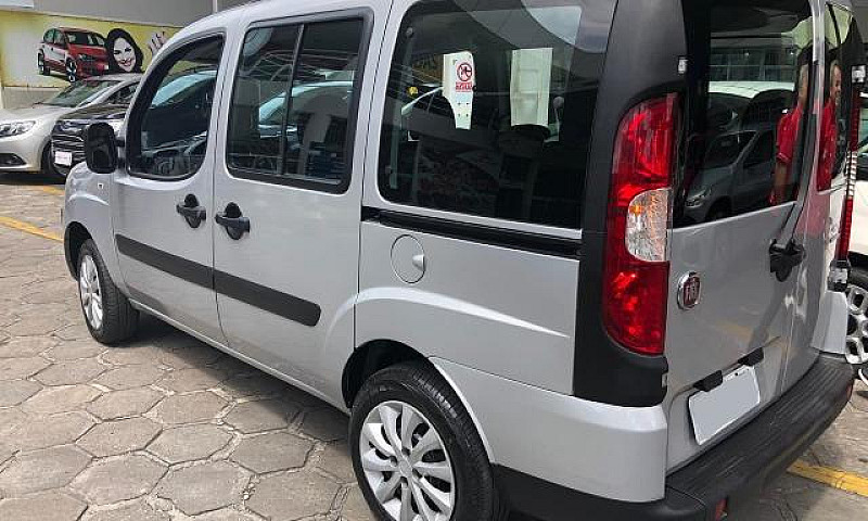 Fiat Doblo Essence 1...