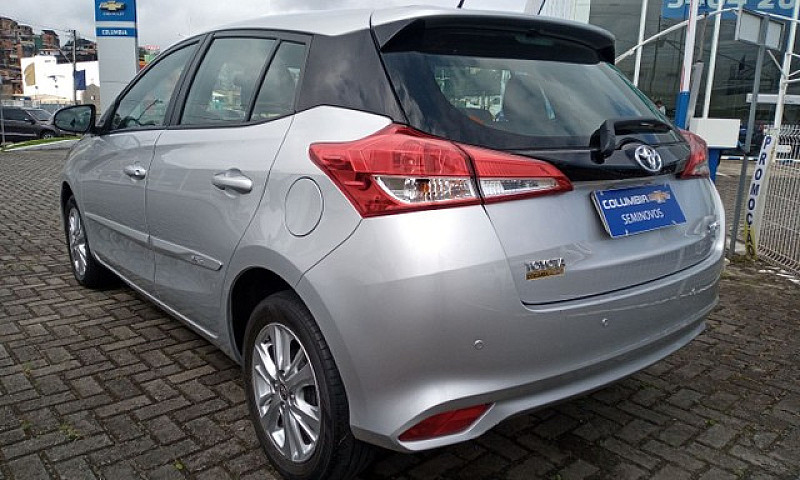Yaris 1.3 Xl Automát...