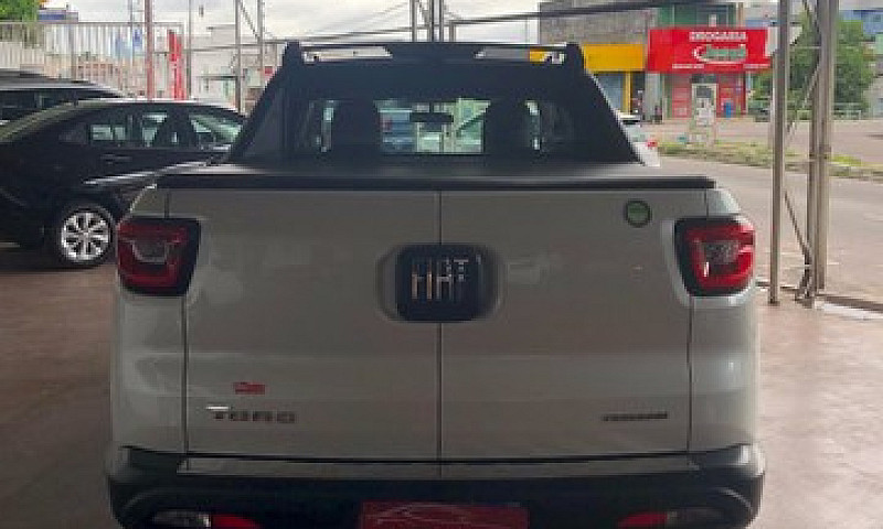 Fiat Toro Freedom 1....