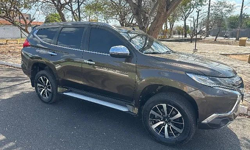Mitsubishi Pajero Sp...
