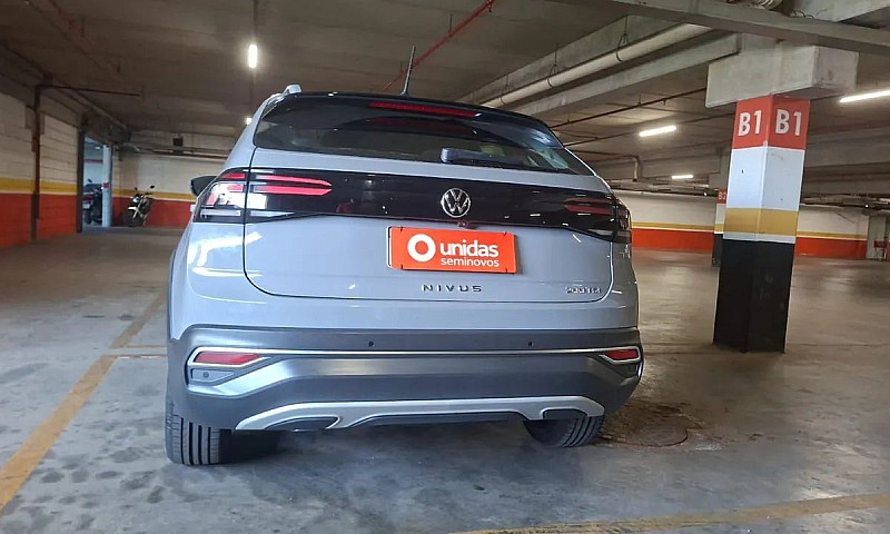 Volkswagen Nivus Hig...
