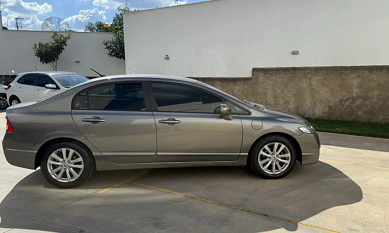 Honda Civic Sedan Lx...