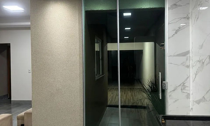 Aluga- Se Casa Em Go...