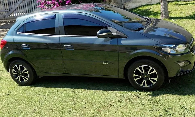 Chevrolet Onix Hatch...
