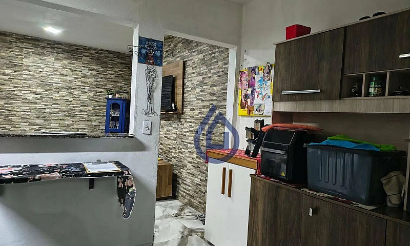Casa Com 3 Dormitóri...
