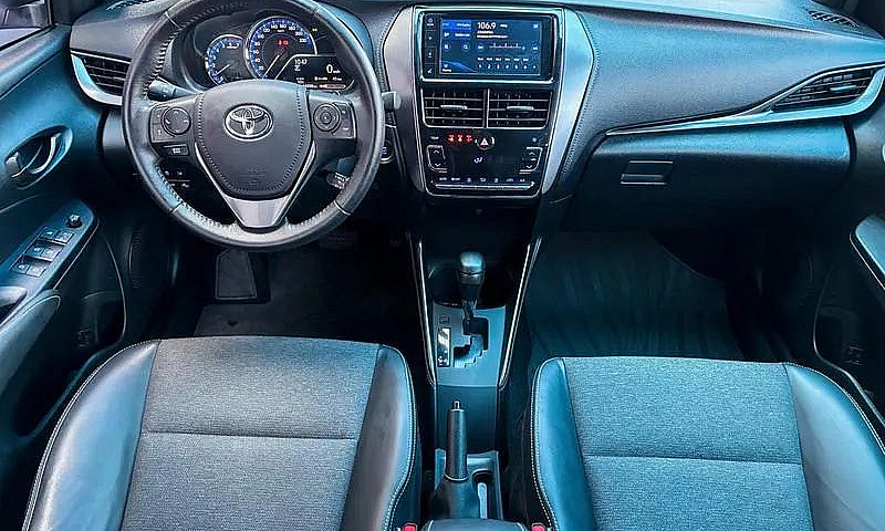 Toyota Yaris Xs 1.5 ...