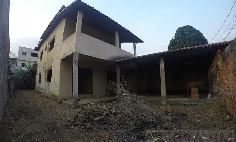 Casa Em Fase De Acab...