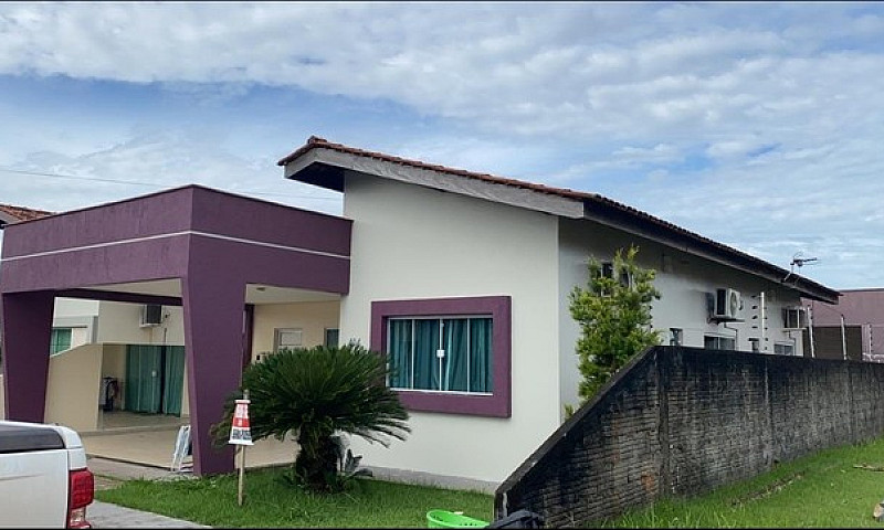Casa De Condomínio P...