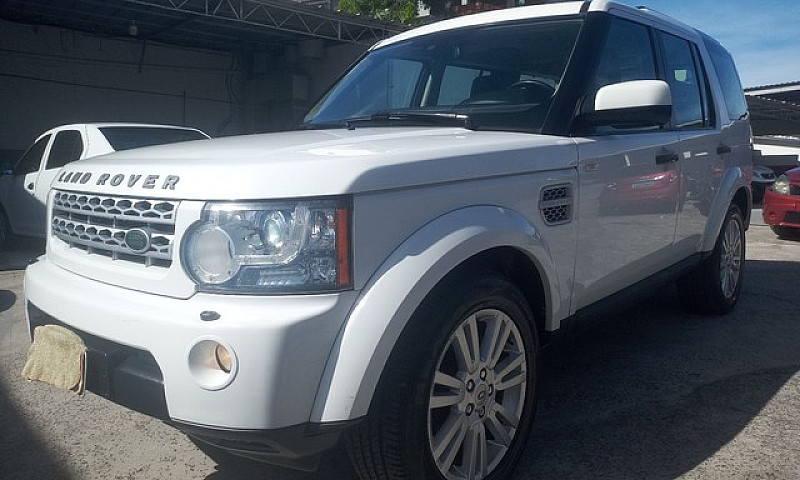 Land Rover Discovery...