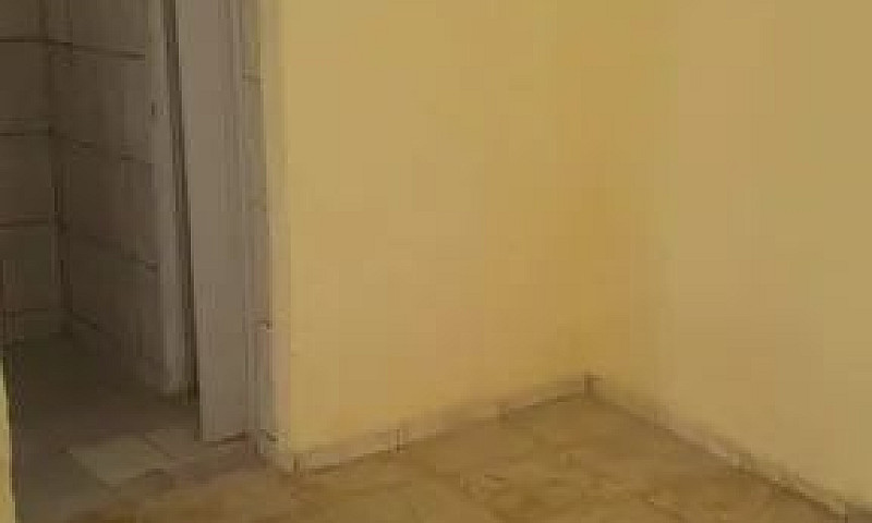 Casa De Vila Com Um ...