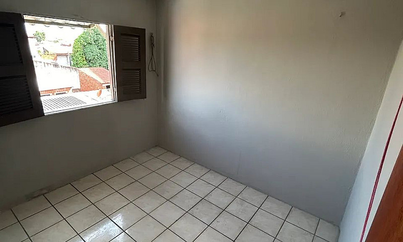 Alugo Aptos De  1 E ...