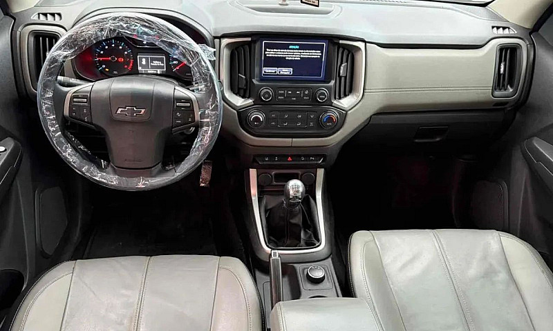 Chevrolet S10 Pick-U...