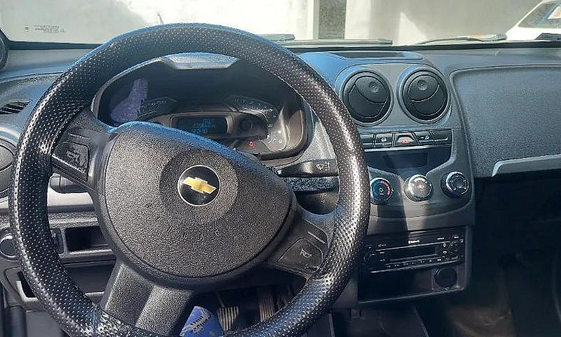 Chevrolet Montana Ls...