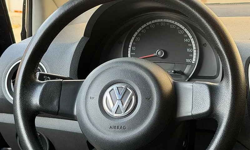 Volkswagen Up! Take ...