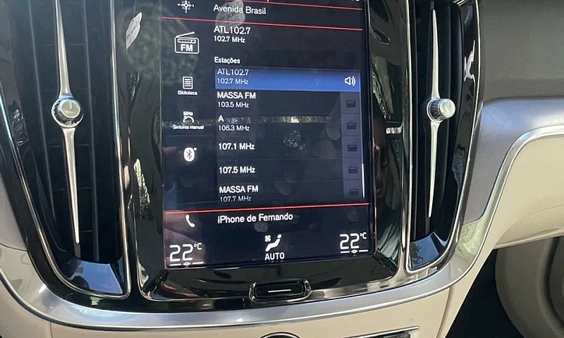 Volvo V60 T-5 Moment...